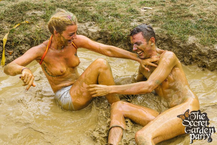 Secret Garden Party 2016 Mud Wrestling