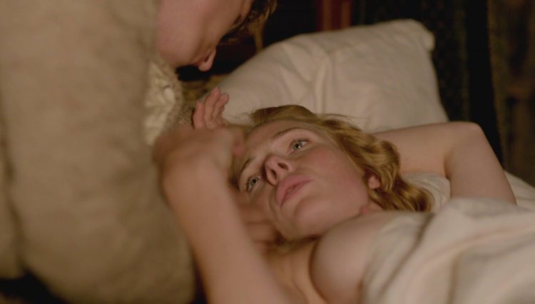 Rebecca Ferguson Scene