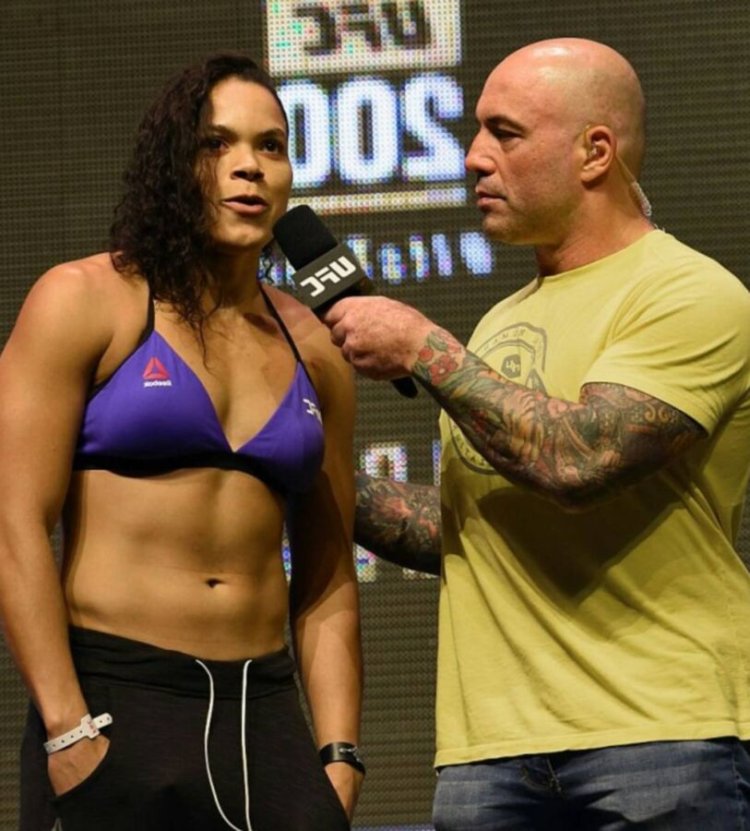 Amanda Nunees erotic photos