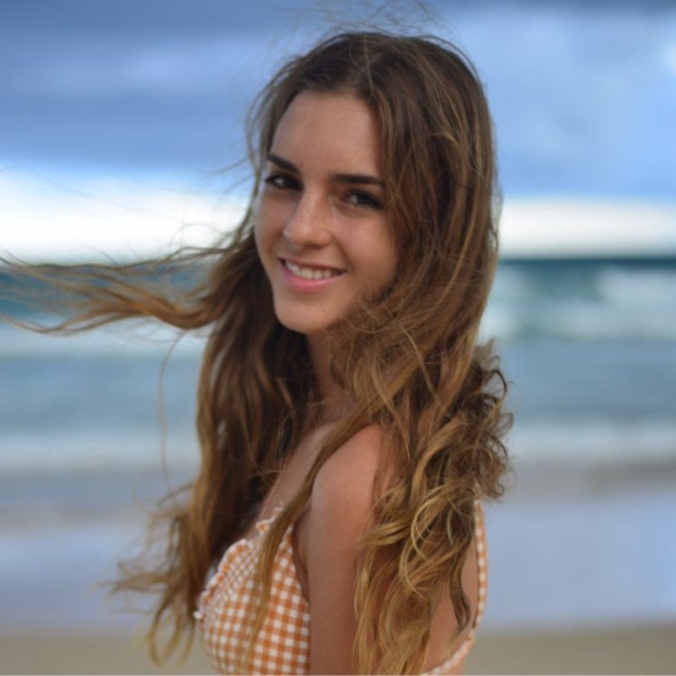 Emily Feld Hot