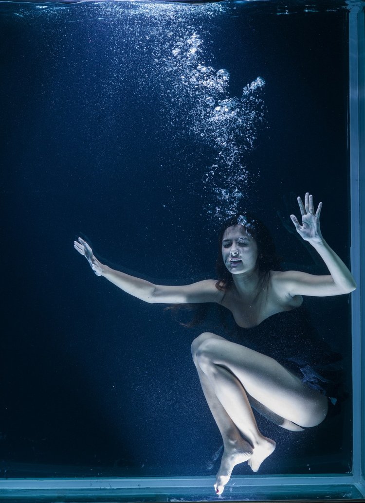 Scuba Stuck Drowning