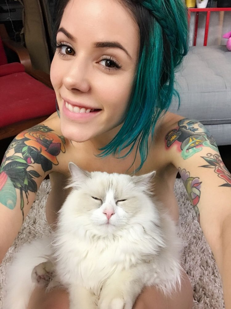 Cortana Blue Cosplay