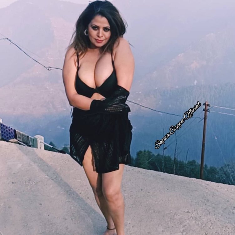 Sapna Sappu Yellow Lingerie Live