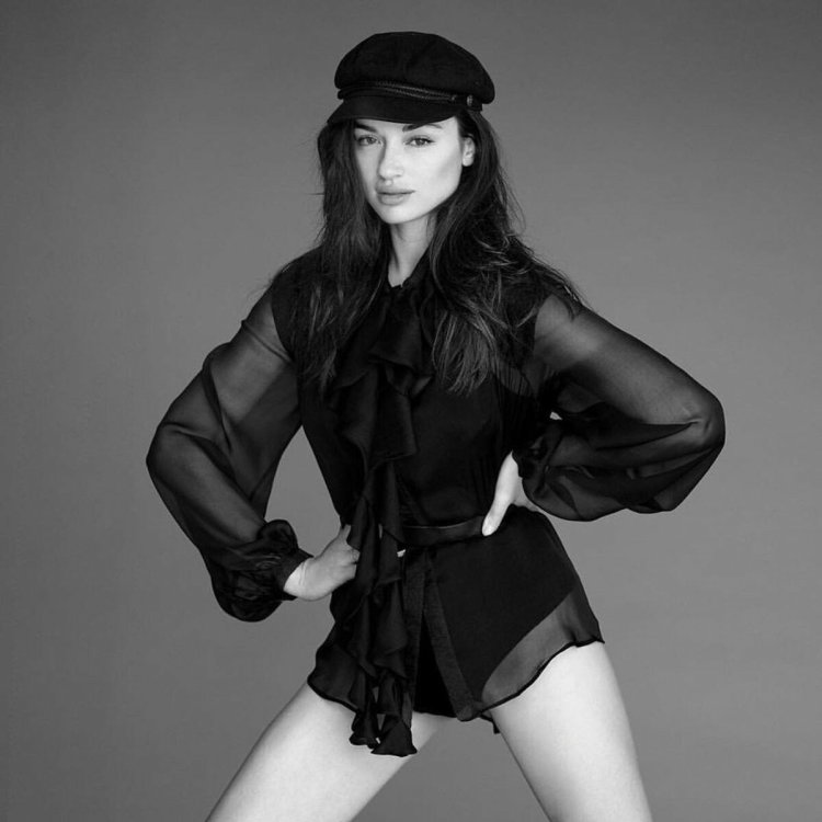 This stupid love crystal Reed