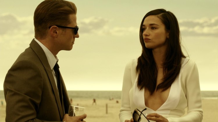 Crystal Reed Wolf Cubmes Bed Scenes