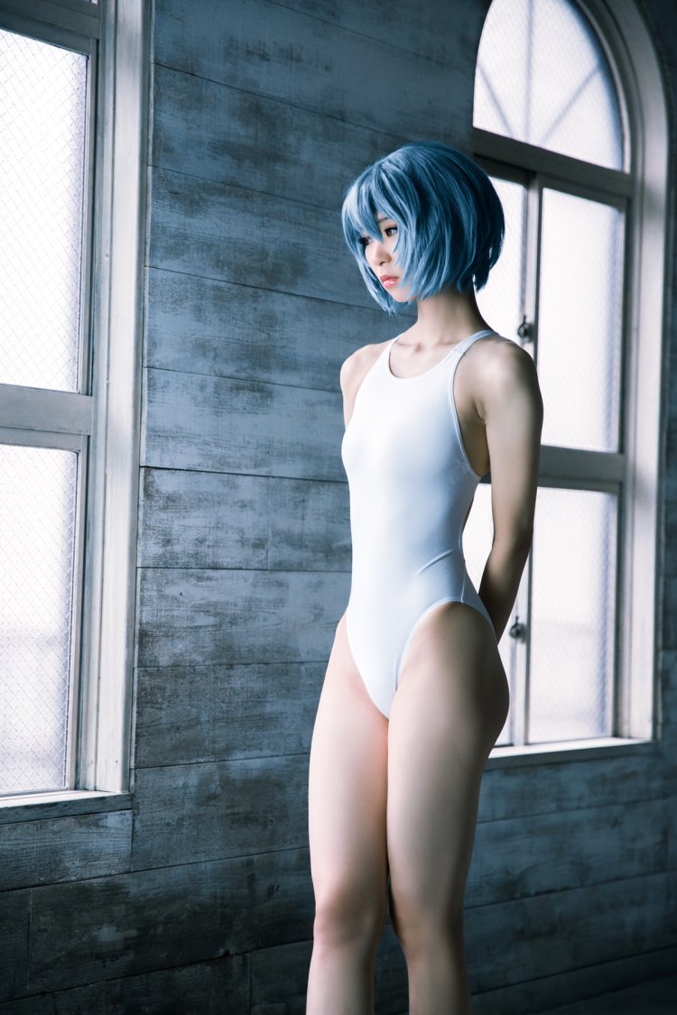 Japanese girls in thongs