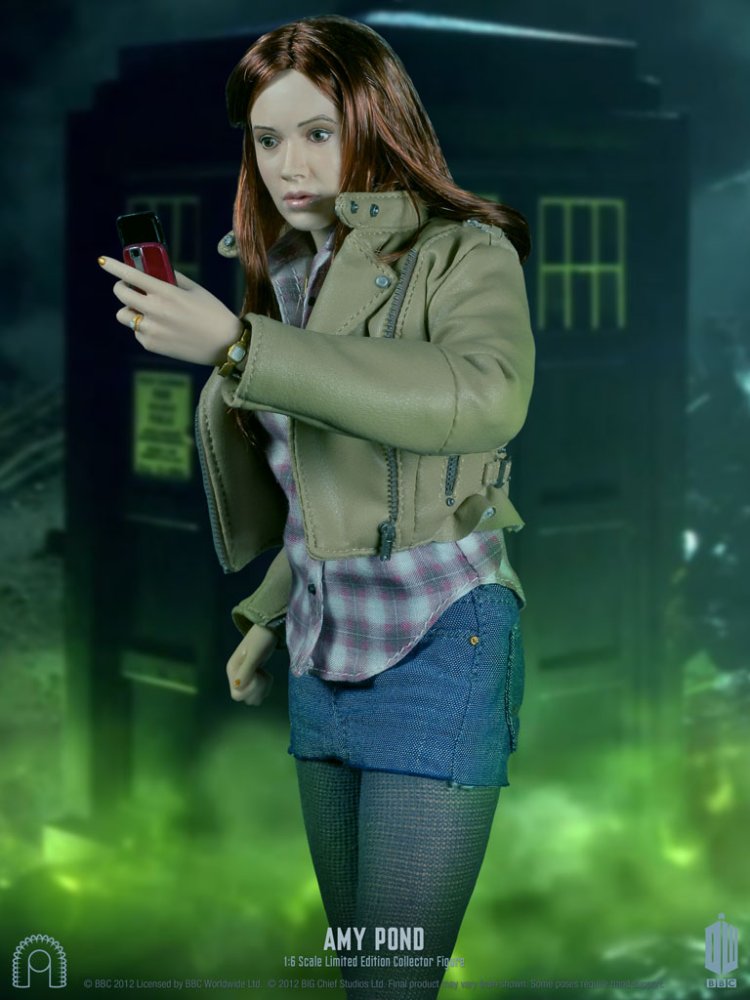 Amelia Pond Clothing