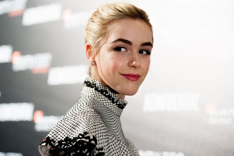 Kirnan Shipi Sexy Sabrina