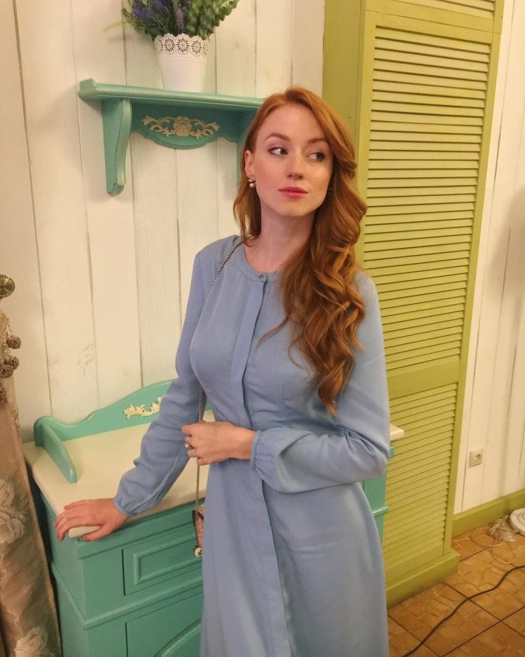 Alina Kovalenko +18