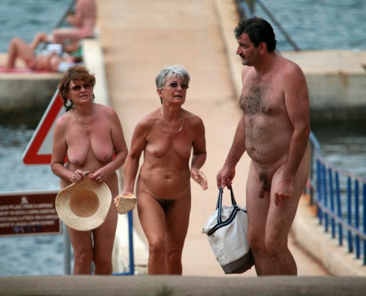 Family Naturism retro