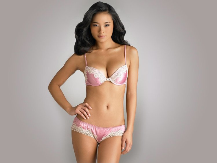 Asian Lingeri