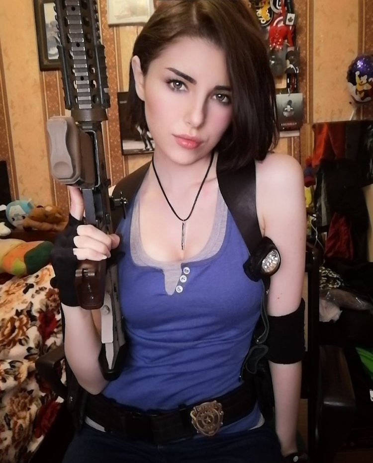 Anna Marie in underwear