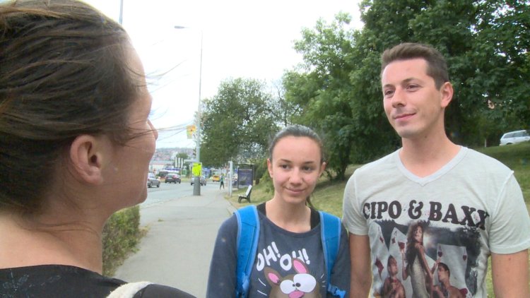 Czech couple for money