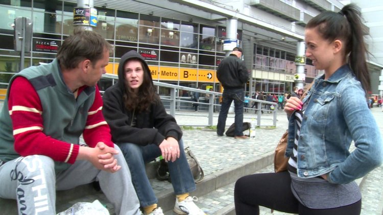 Czech Coupeles money wife with another