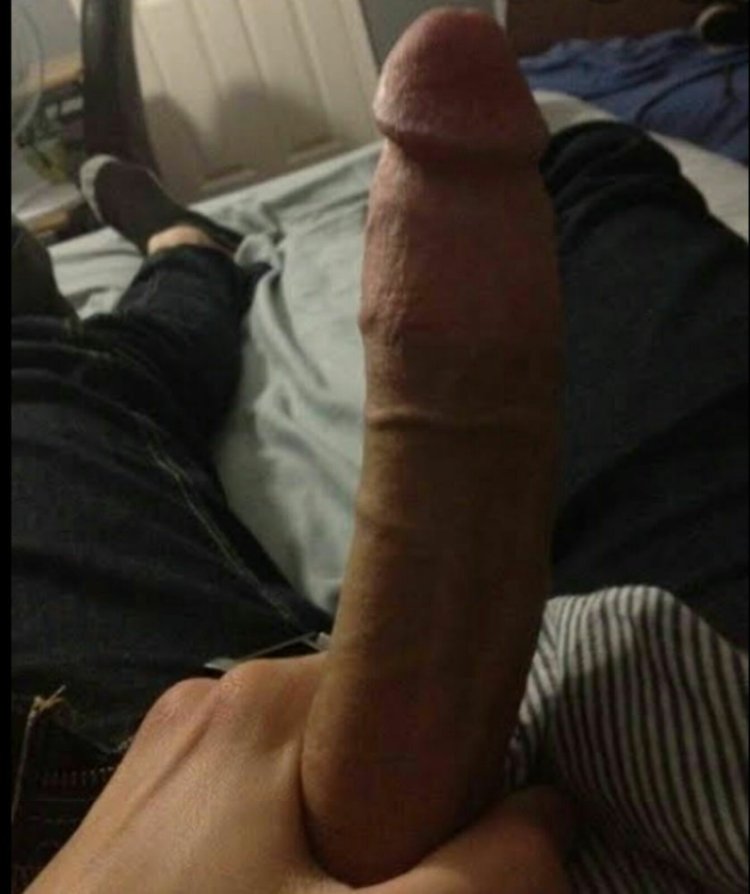 Mature women sucking dick