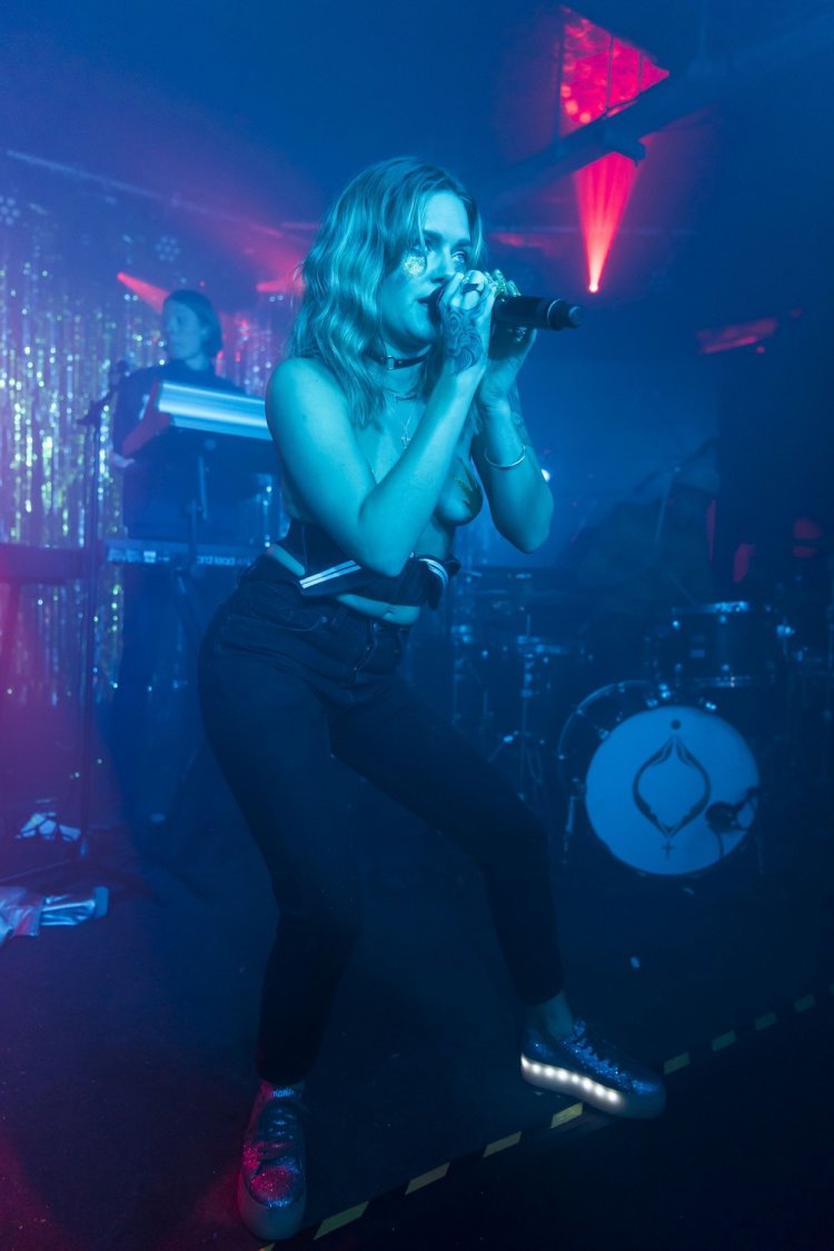 TOVE LO singer