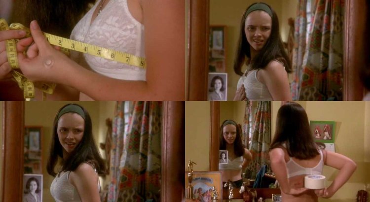 Christina Ricci in bikini back