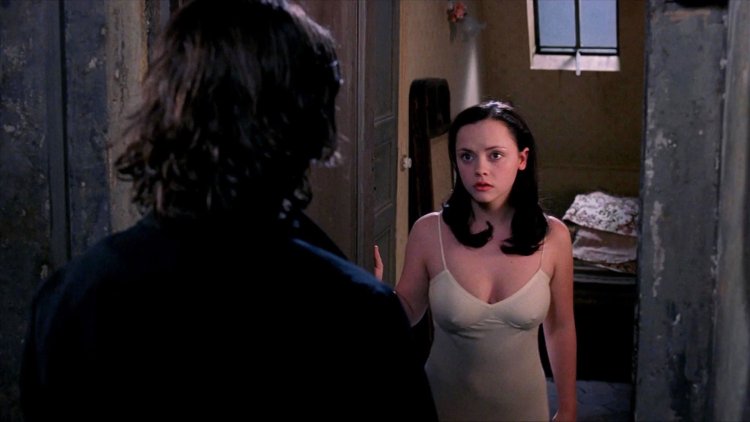 Christina Ricci Naked in films