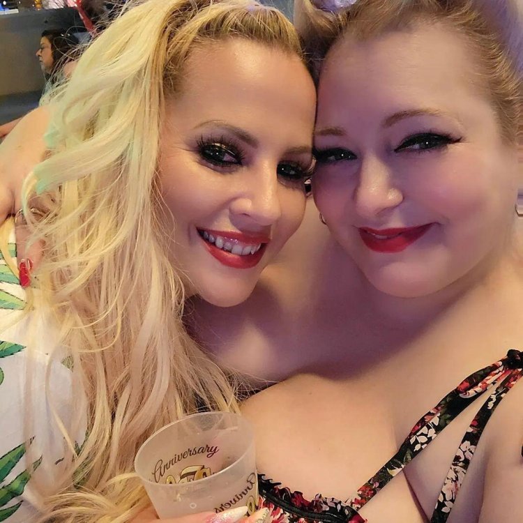 Vivienne Rose plus sazponoporno