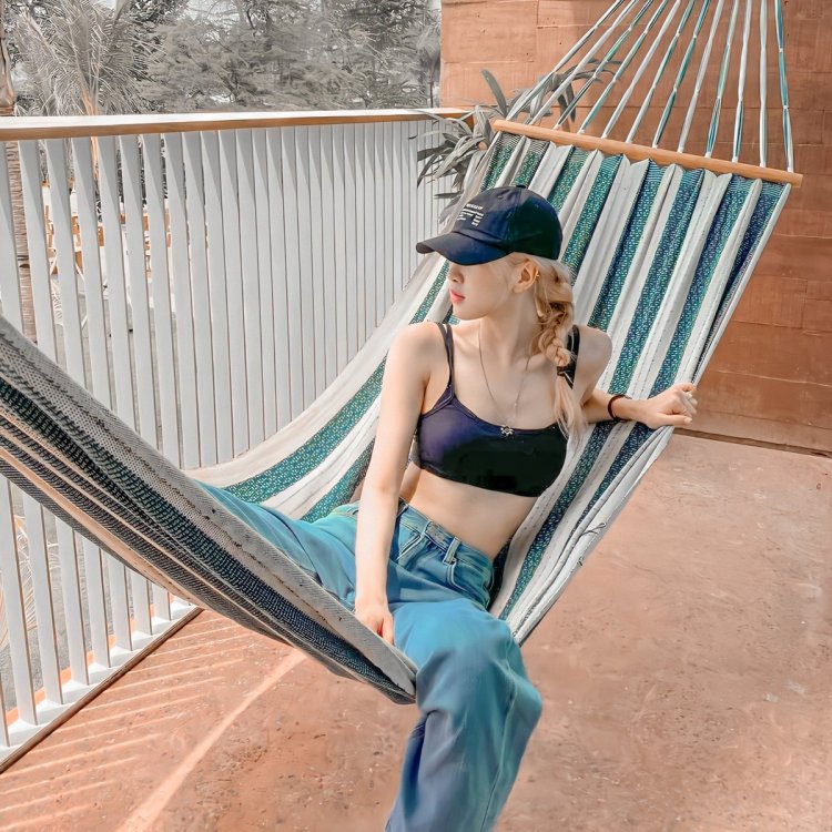 Rose Blackpink Instagram 2021