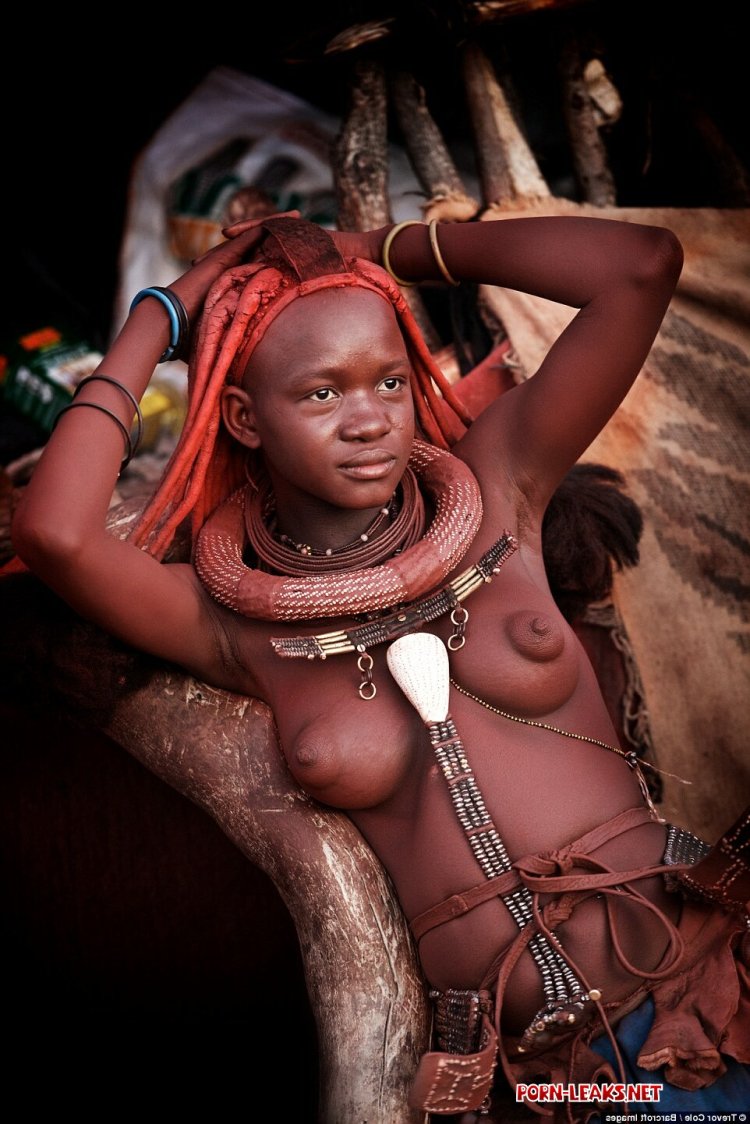 Khimba Woman Vagina tribe