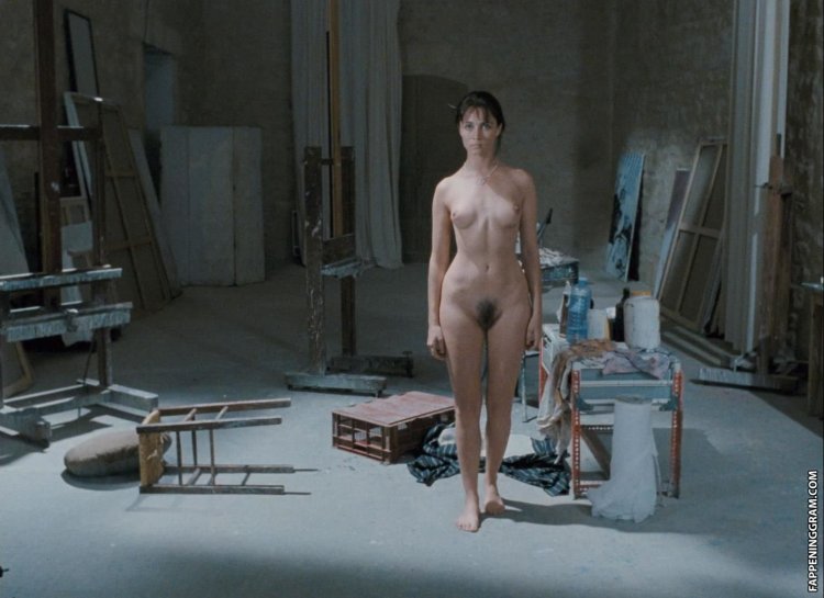 Legend of Tile Naked Tits XCadr