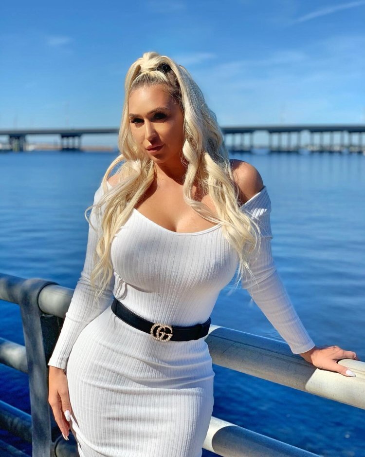 Sexy girls from instagram