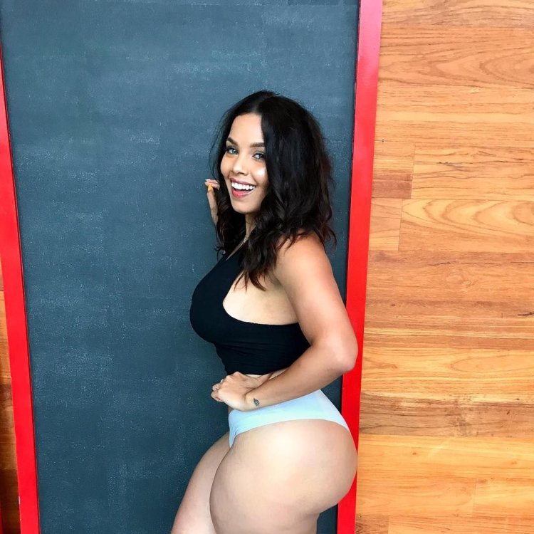 Stefani king plus saz