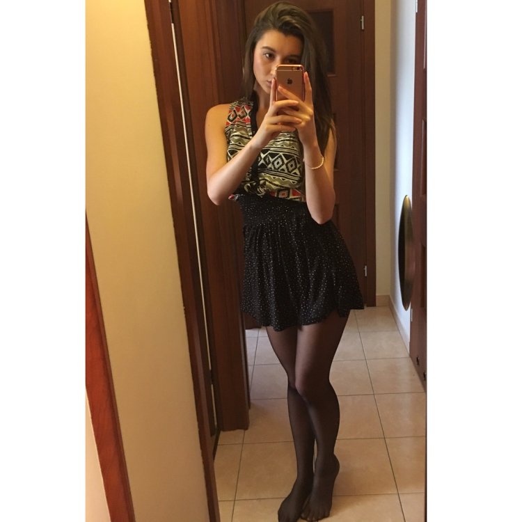 Selfies of girls in stockings