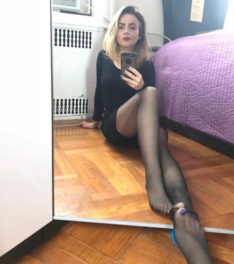 Selfies of legs in pantyhose