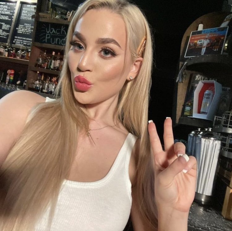 Meitland Ward Selfie