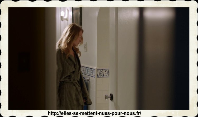 Britt Robertson under the dome