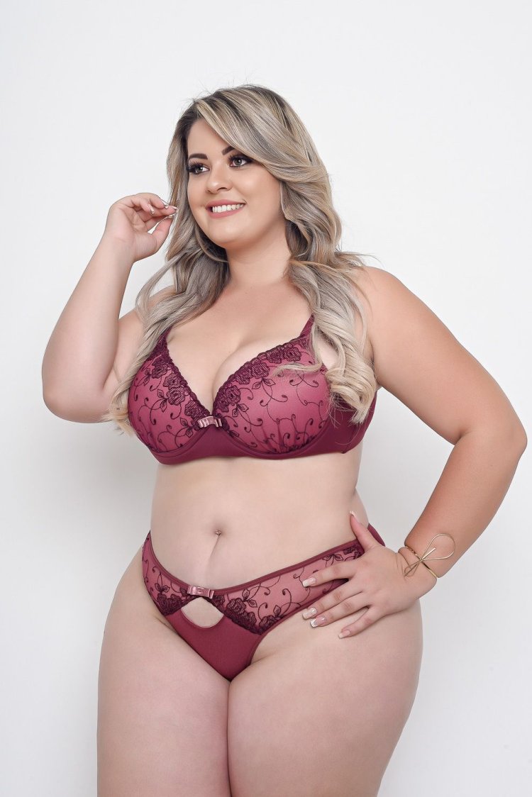 Leah francis in linen