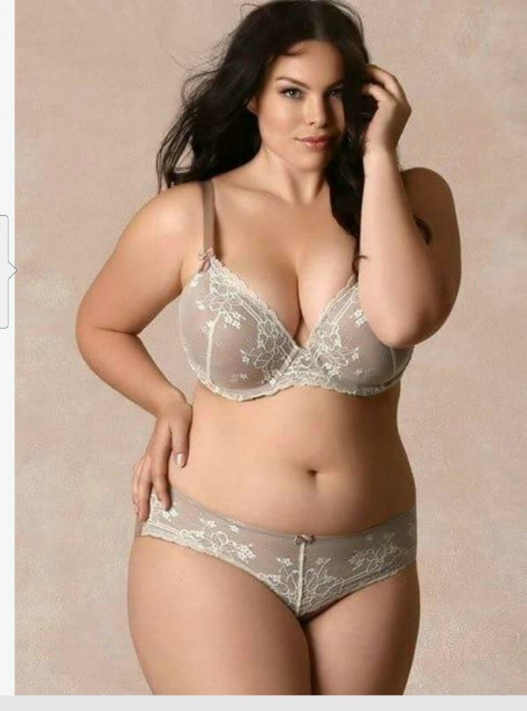 Christina Yeo Plus Size