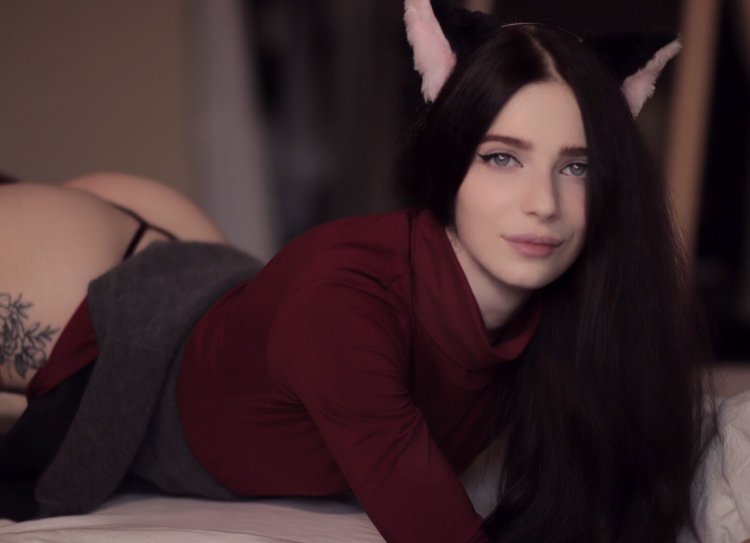 Reislin (@littleereislin)