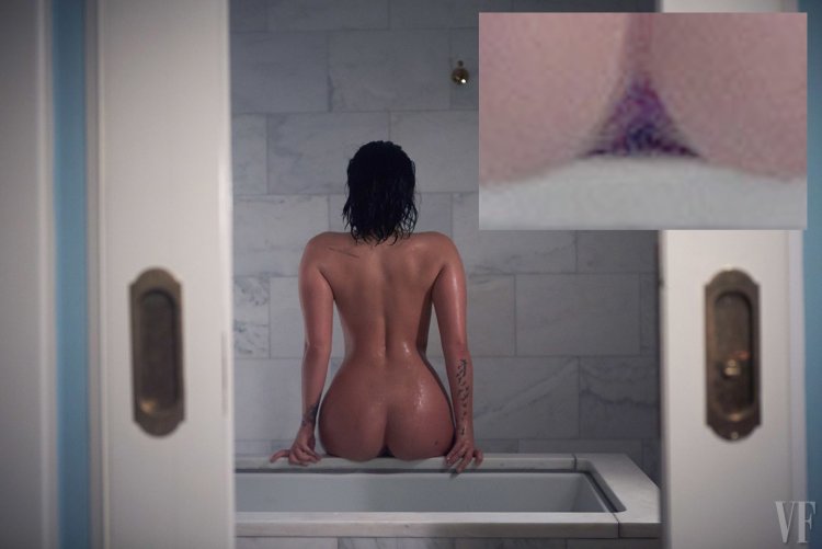 Demi Lovato naked hackers