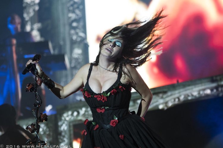 Tarja Turunen (Tarja Turunen)