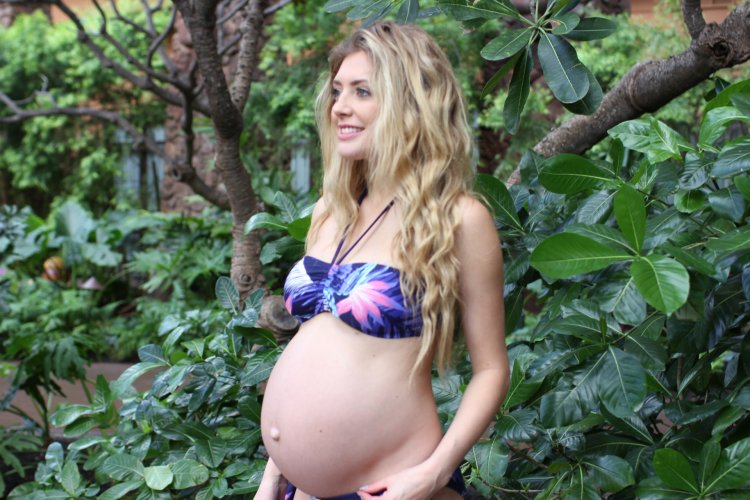 Shelley Vari Pregnant