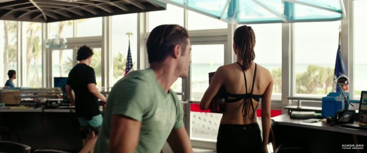 Alexandra Daddario Tits