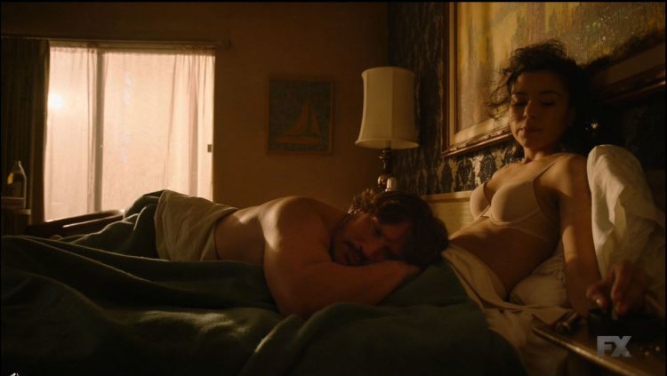 Emily Shaw Model Naked Breast