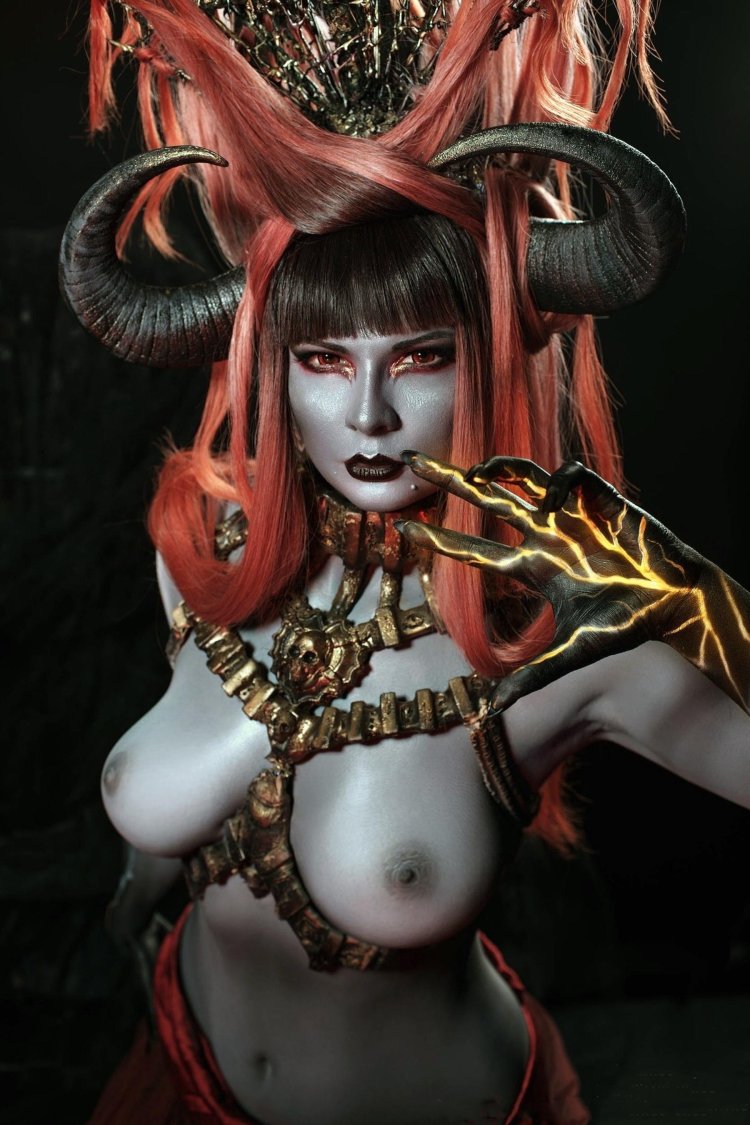 Zhanna Vinogradova naked