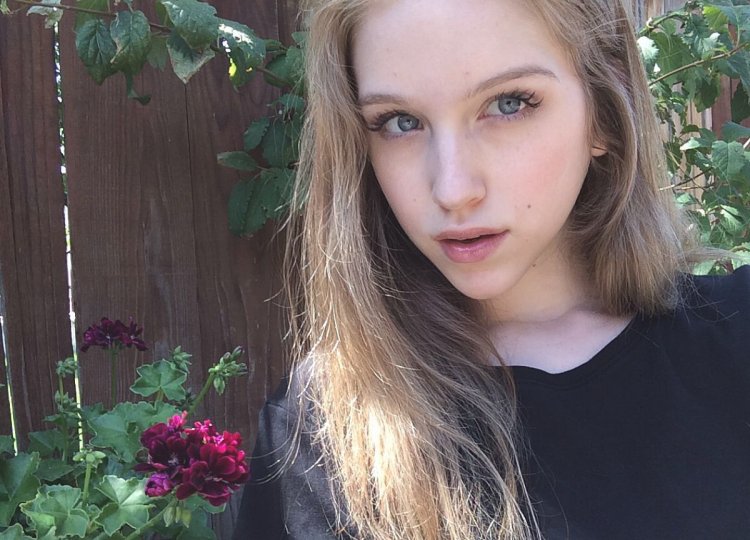 Leader PZ19JB carburetor