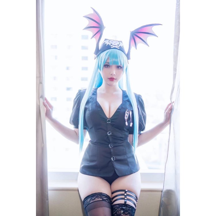 Hana Bunny cosplayer