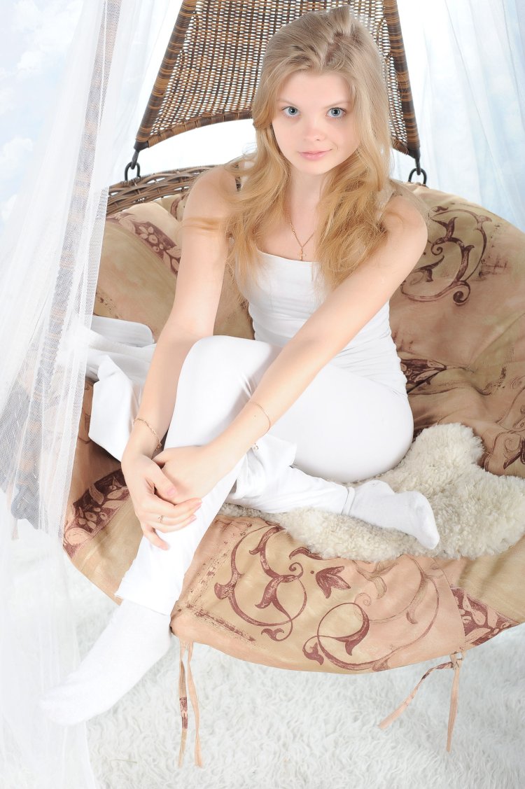 Met Art Kisa a-Presenting Kisa by Paromov 2011-11-16 Anus