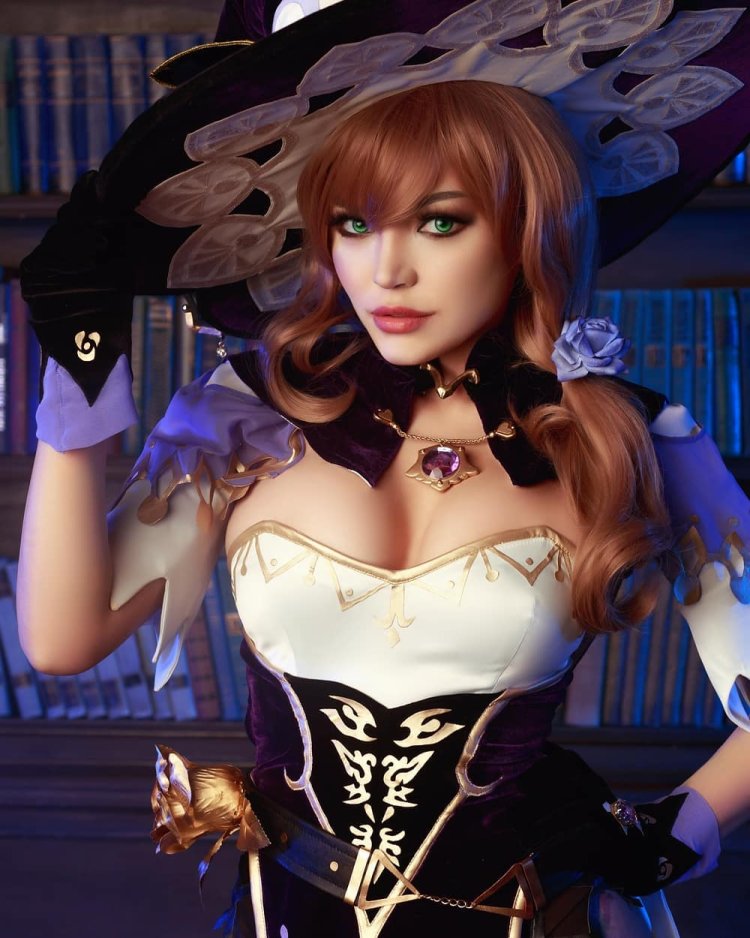 Valentina Fradirad Bikini