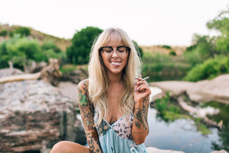 Alysha Nett in stockings