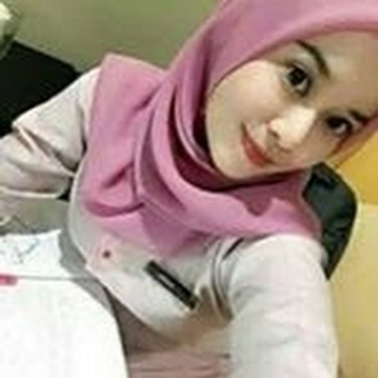 Hijab Ketat