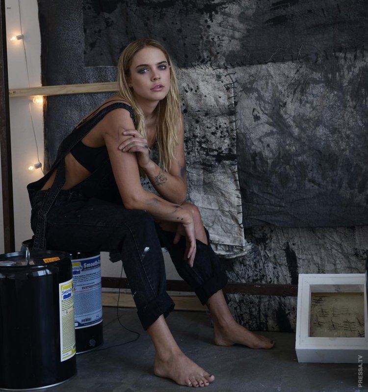 Rachel Harris Model Nude