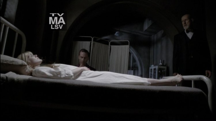 AIU Balloon Bloody face