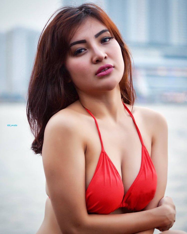 Model Bugil Tika Kaunang